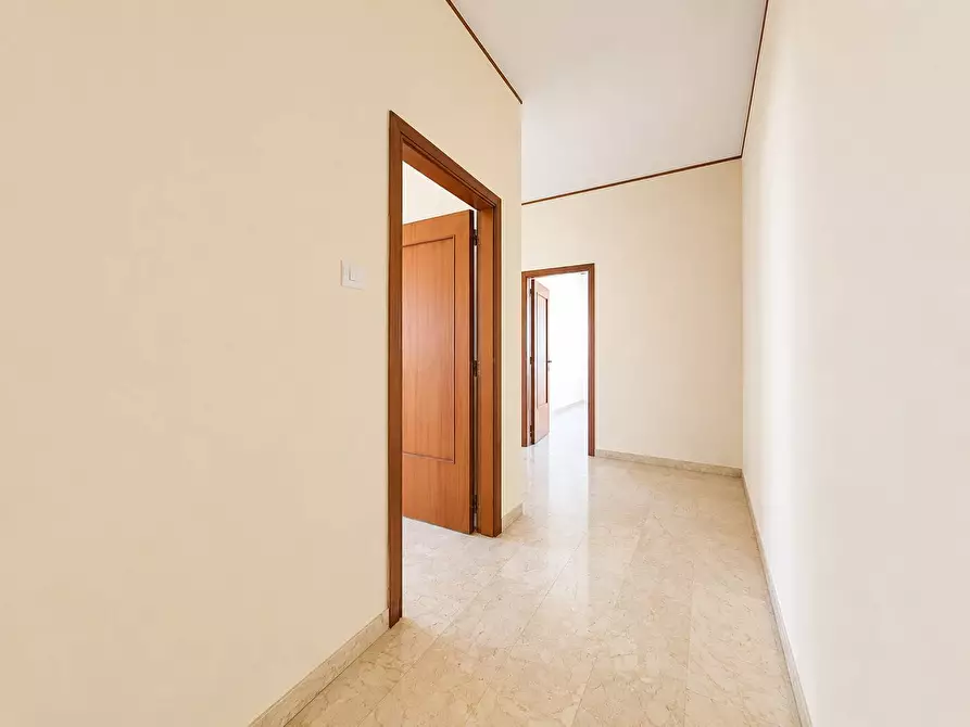 Immagine 11 di Appartamento in vendita  in via Madonna dei Cieli a Catanzaro
