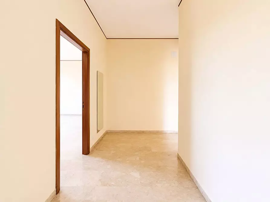 Immagine 16 di Appartamento in vendita  in via Madonna dei Cieli a Catanzaro