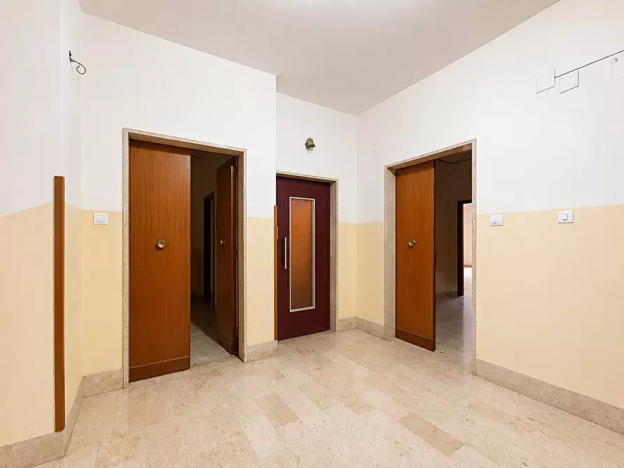 Immagine 21 di Appartamento in vendita  in via Madonna dei Cieli a Catanzaro