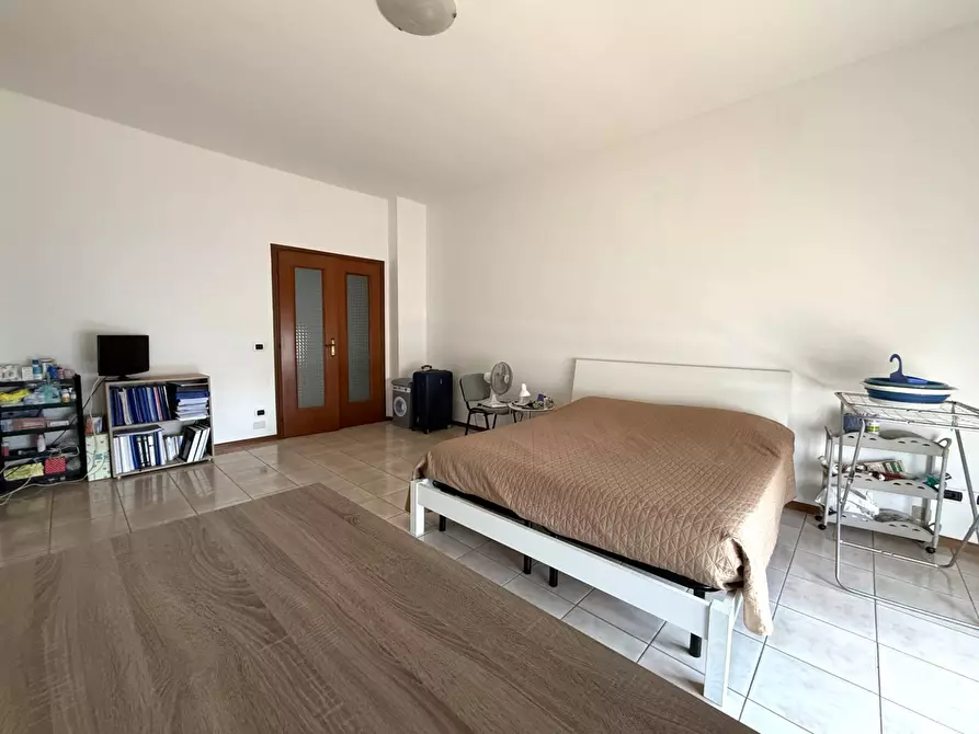 Immagine 3 di Camera in affitto  in via Fiume a Catanzaro