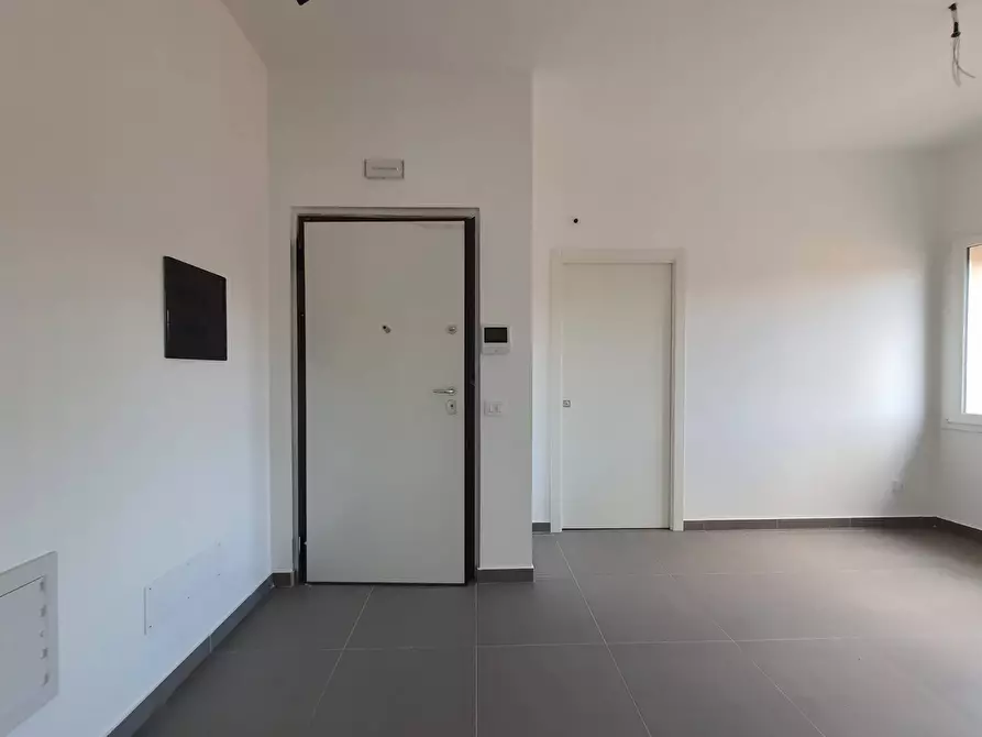 Immagine 10 di Ufficio in affitto  in via Francesco Acri a Catanzaro
