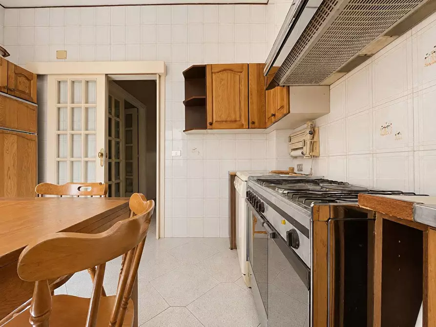 Immagine 9 di Appartamento in vendita  in viale Crotone a Catanzaro
