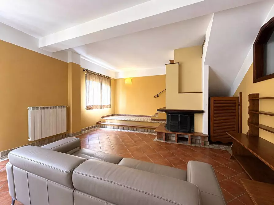 Immagine 24 di Casa semindipendente in vendita  in via dei Tulipani 32 a Catanzaro