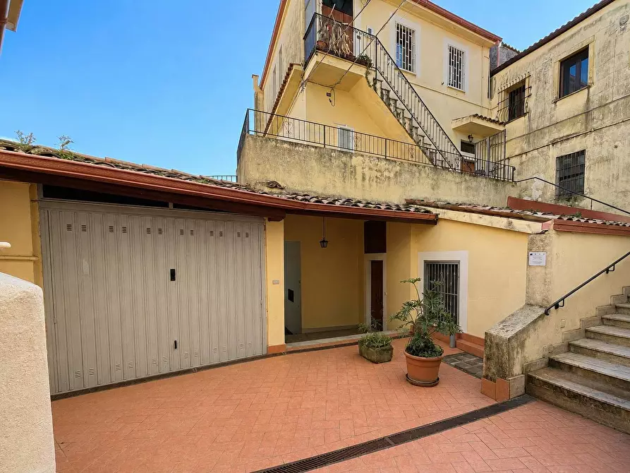 Immagine 23 di Appartamento in vendita  in via Sensales a Catanzaro
