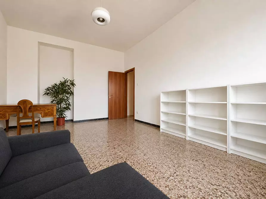 Immagine 16 di Appartamento in vendita  in via Sensales a Catanzaro