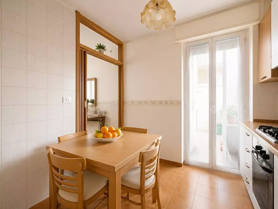 Immagine 9 di Appartamento in vendita  in Via Bezzecca 1/B a Catanzaro