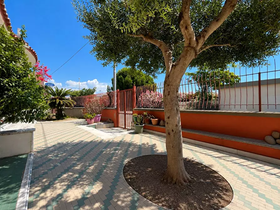 Immagine 31 di Villa in vendita  in Traversa via Trapani 45 a Catanzaro