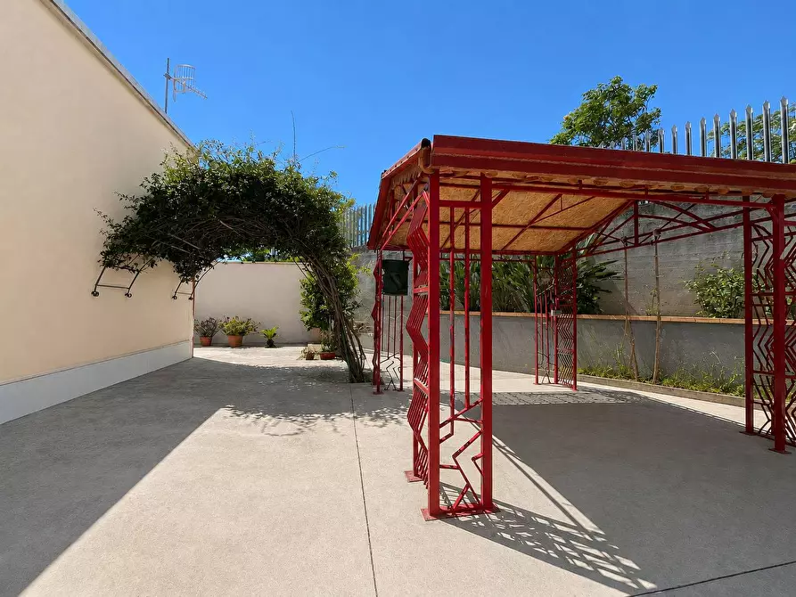 Immagine 29 di Villa in vendita  in Traversa via Trapani 45 a Catanzaro