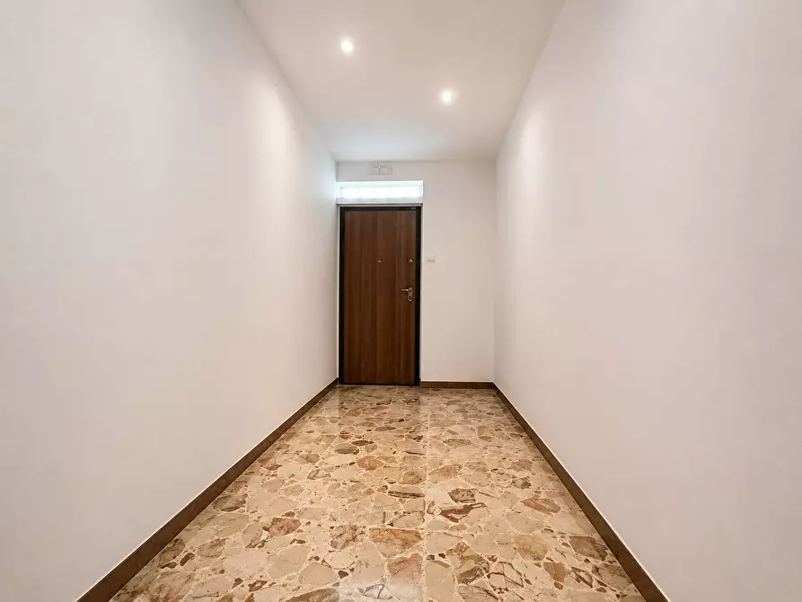 Immagine 26 di Villa in vendita  in Traversa via Trapani 45 a Catanzaro