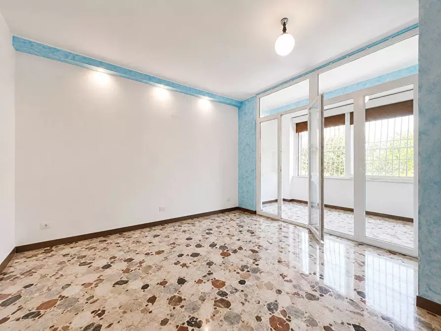 Immagine 6 di Villa in vendita  in Traversa via Trapani 45 a Catanzaro