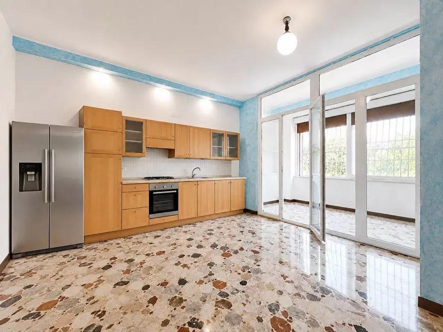 Immagine 7 di Villa in vendita  in Traversa via Trapani 45 a Catanzaro