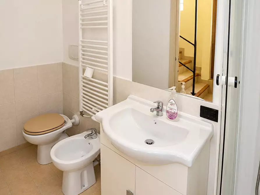 Immagine 4 di Casa semindipendente in vendita  in via Maddalena a Catanzaro