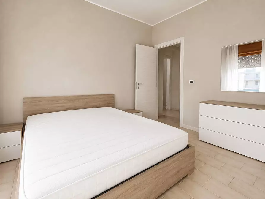Immagine 11 di Camera in affitto  in viale Crotone a Catanzaro
