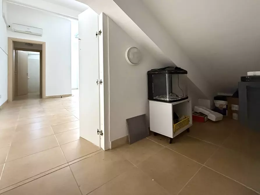 Immagine 4 di Ufficio in affitto  in via Milazzo a Catanzaro