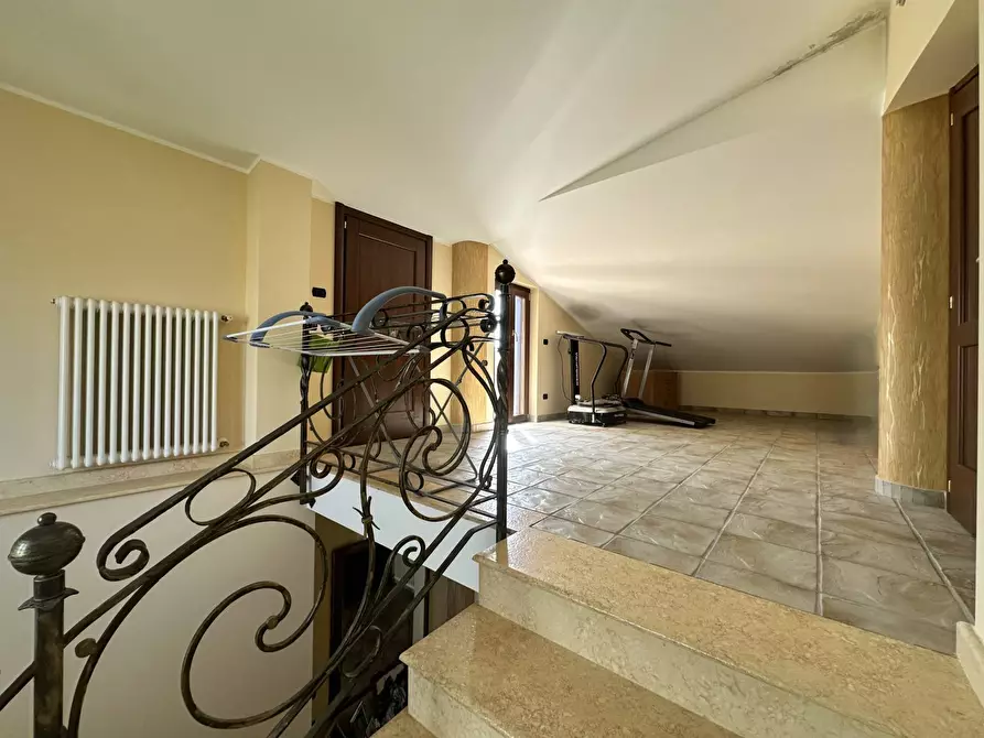 Immagine 24 di Villa in vendita  in Via Filippo Turati 27 a Catanzaro