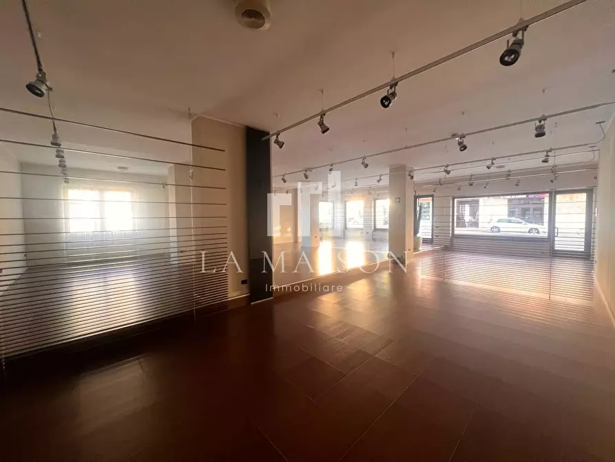 Immagine 10 di Locale commerciale in affitto  in Via IV Novembre 22 a Campobasso