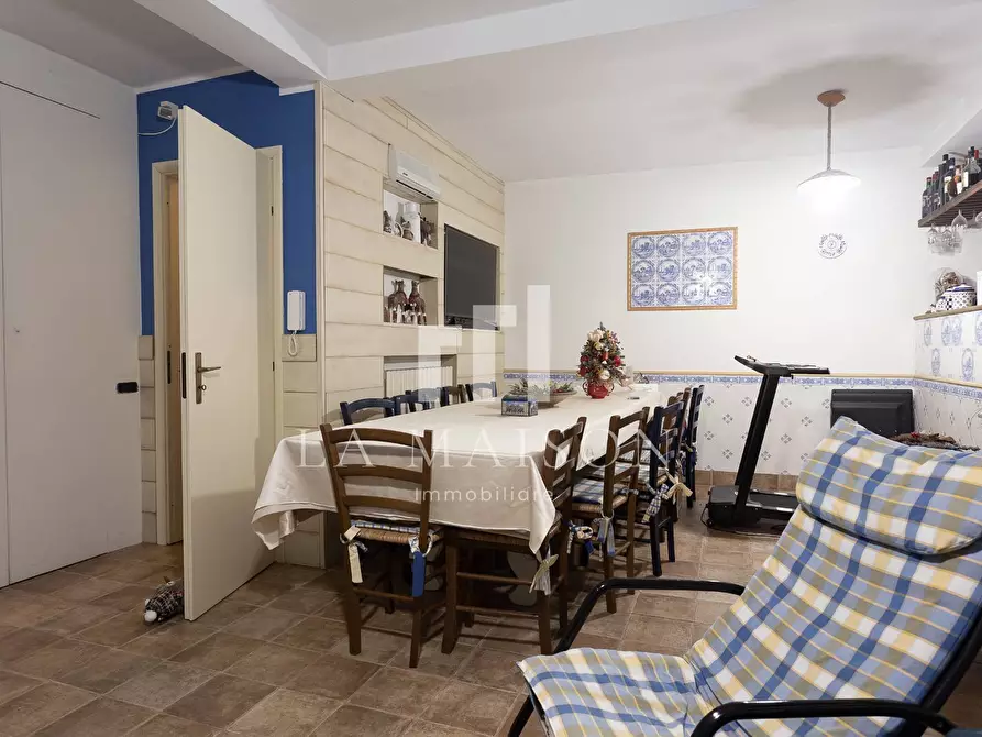 Immagine 40 di Villetta a schiera in vendita  in Viale Alessandro Manzoni 285 a Campobasso