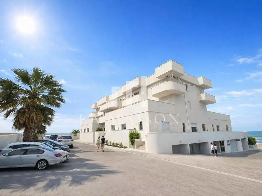 Immagine 2 di Appartamento in vendita  in Lungomare nord a Termoli
