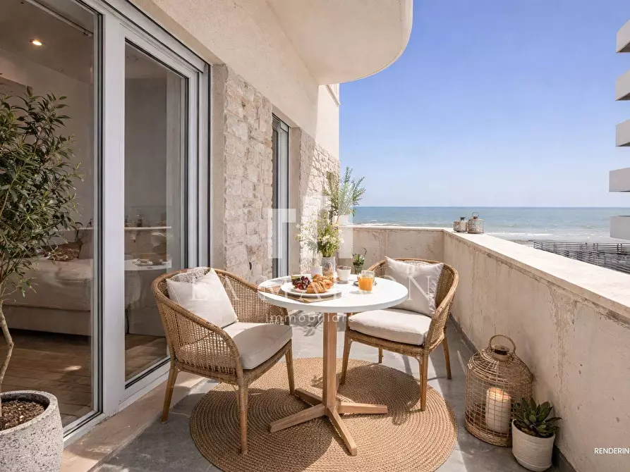 Immagine 3 di Appartamento in vendita  in Lungomare nord a Termoli