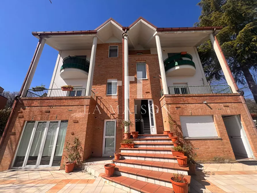 Immagine 12 di Villa in vendita  in Viale Mimosa 2 a Busso