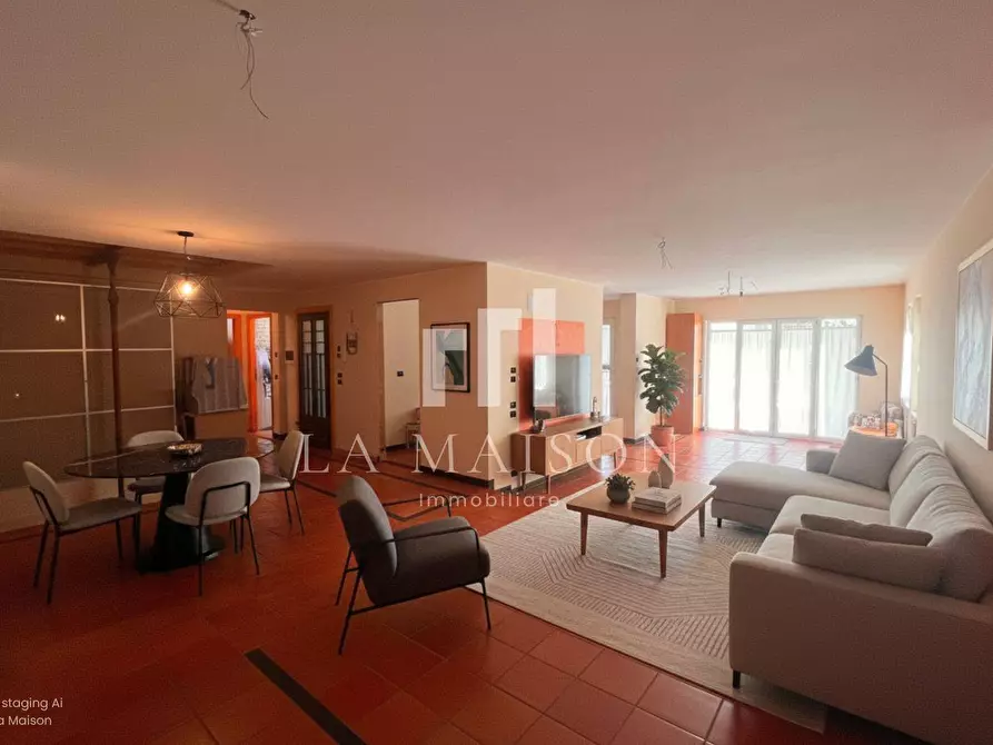 Immagine 2 di Villa in vendita  in Viale Mimosa 2 a Busso