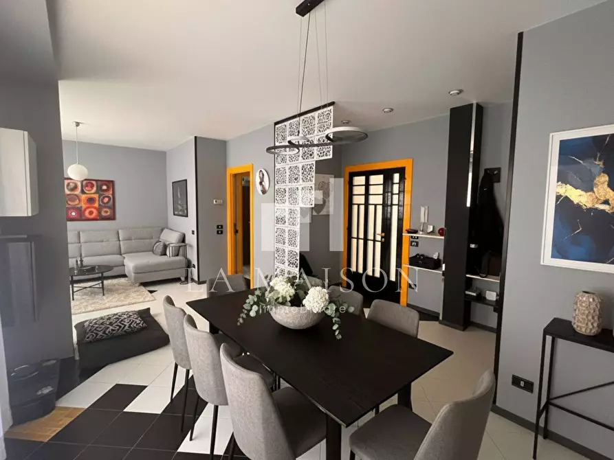 Immagine 6 di Villa in vendita  in Viale Mimosa 2 a Busso