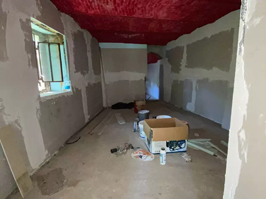 Immagine 8 di Rustico / casale in vendita  in VIA MONTE ROSA 12 a Mornago