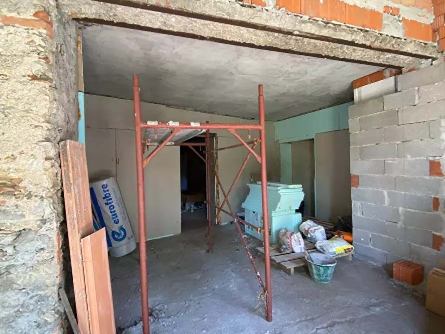 Immagine 10 di Rustico / casale in vendita  in VIA MONTE ROSA 12 a Mornago