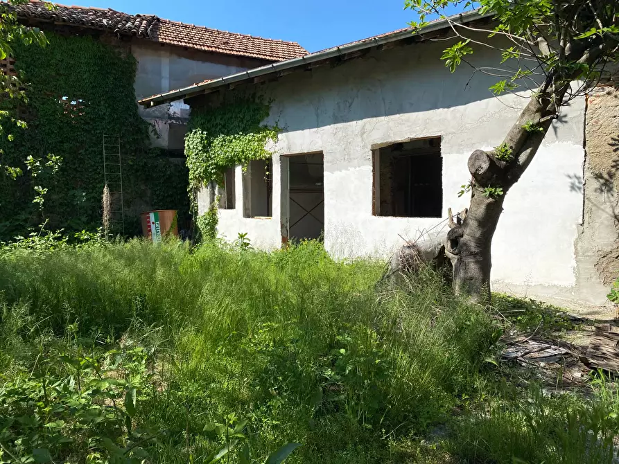 Immagine 17 di Rustico / casale in vendita  in VIA MONTE ROSA 12 a Mornago