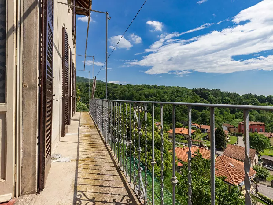 Immagine 13 di Villa in vendita  in via Trieste 40 a Gemonio