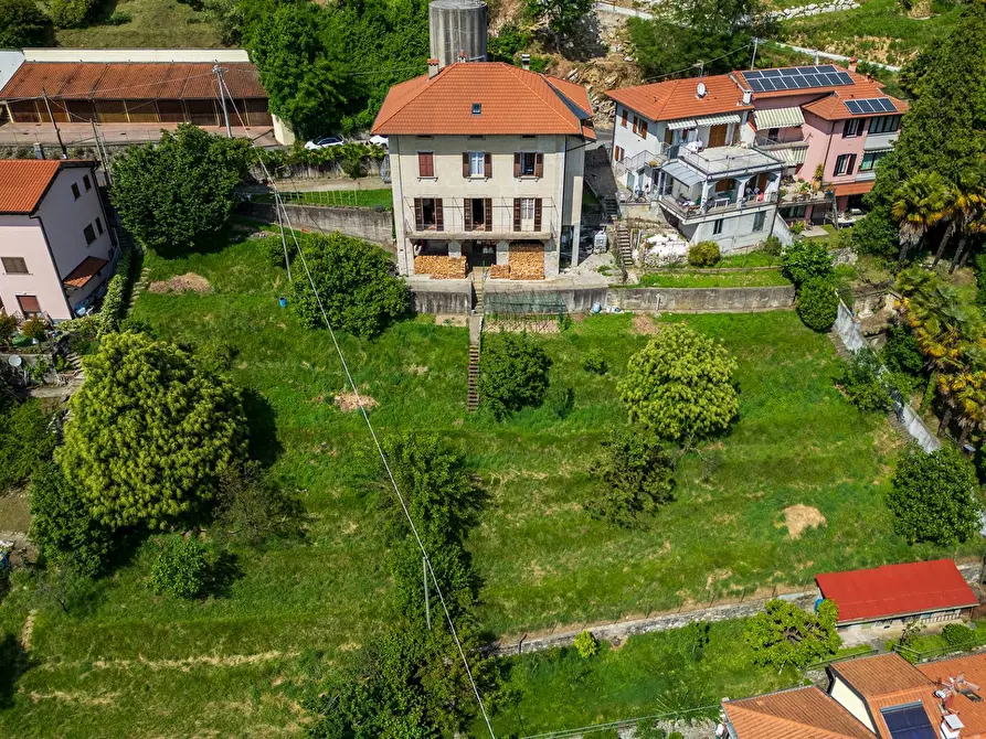 Immagine 2 di Villa in vendita  in via Trieste 40 a Gemonio