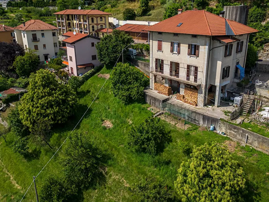 Immagine 4 di Villa in vendita  in via Trieste 40 a Gemonio
