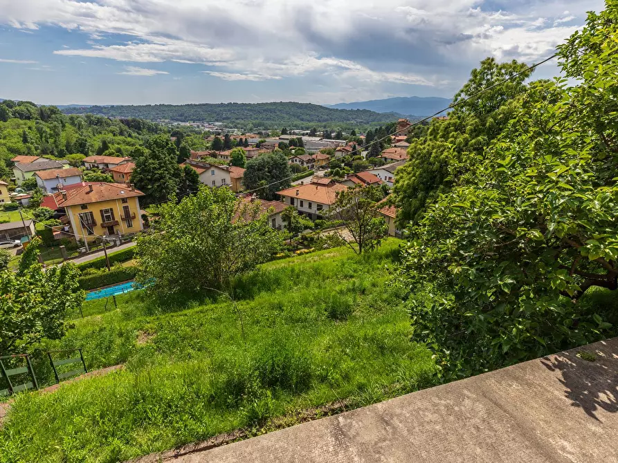 Immagine 33 di Villa in vendita  in via Trieste 40 a Gemonio