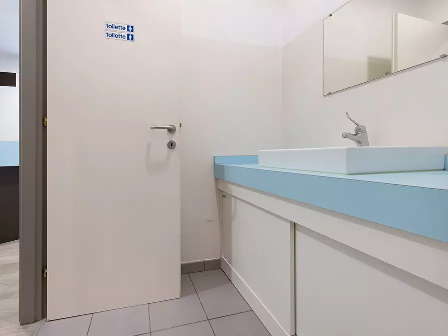 Immagine 18 di Ufficio in vendita  in VIA PURICELLI 1 a Gallarate