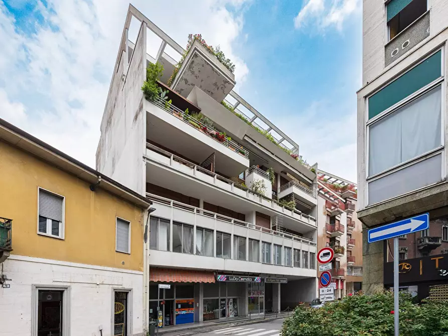 Immagine 3 di Ufficio in vendita  in VIA PURICELLI 1 a Gallarate