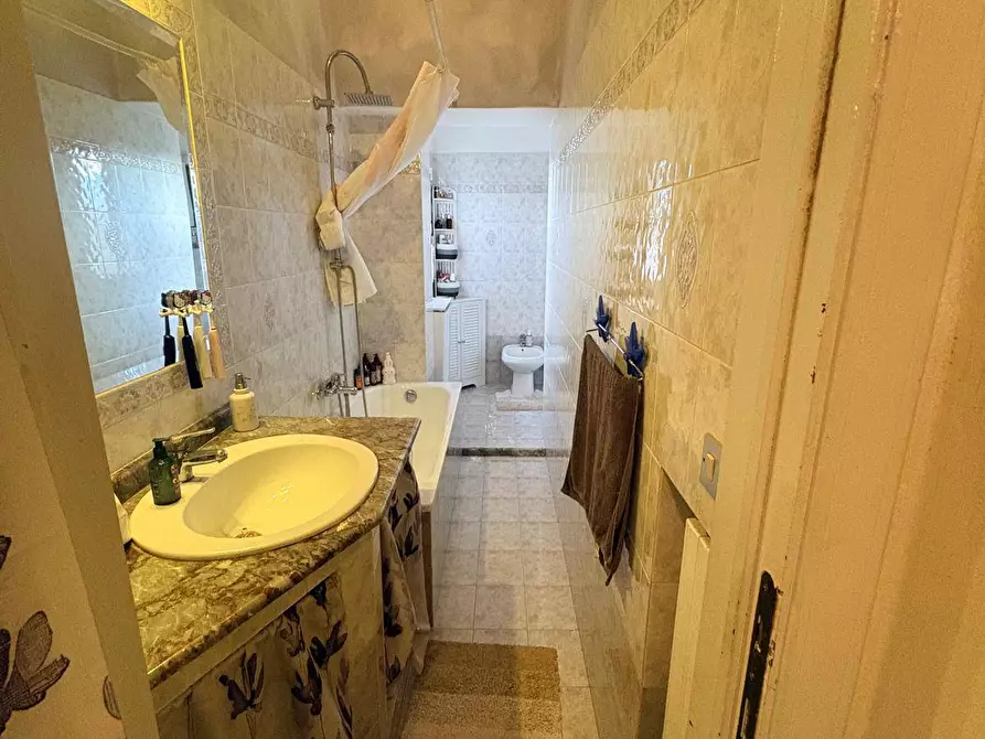 Immagine 14 di Appartamento in vendita  in Via Provinciale Pisana a Livorno