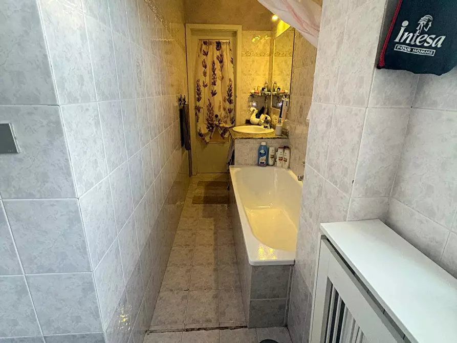 Immagine 15 di Appartamento in vendita  in Via Provinciale Pisana a Livorno