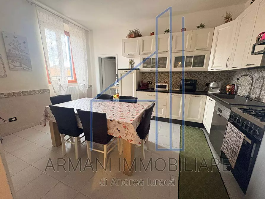 Immagine 1 di Appartamento in vendita  in Via Provinciale Pisana a Livorno