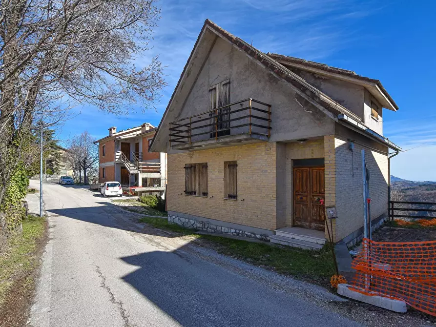 Immagine 3 di Rustico / casale in vendita  in Frazione Ferrà a Montemonaco