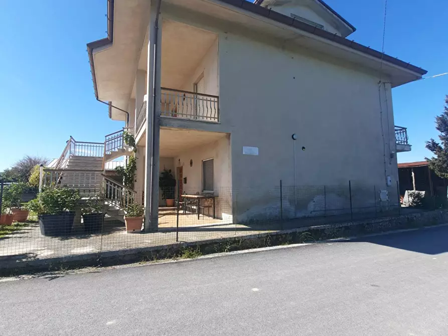 Immagine 1 di Casa indipendente in vendita  in Contrada Colle 18 a Montegiorgio