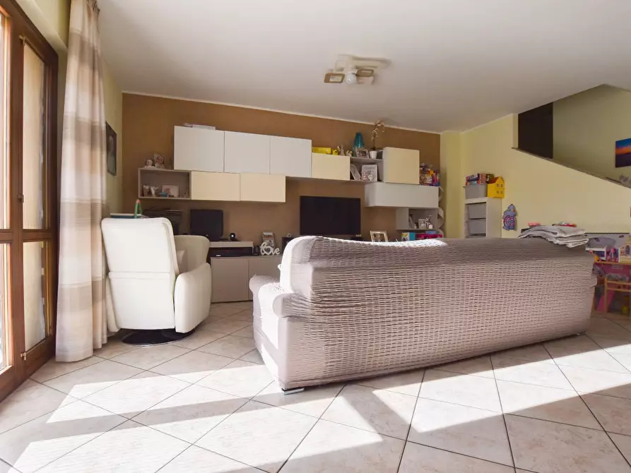 Immagine 12 di Villa in vendita  in Viale Europa a Santa Vittoria In Matenano