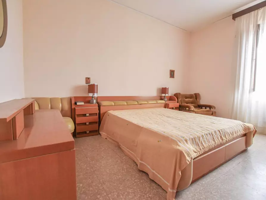 Immagine 26 di Appartamento in vendita  in Via Vittorio Emanuele II 5 a Montelparo