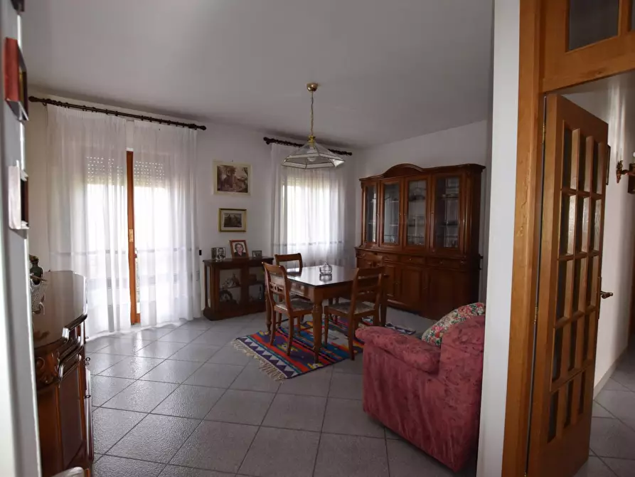 Immagine 5 di Appartamento in vendita  in Via Rossini a Force