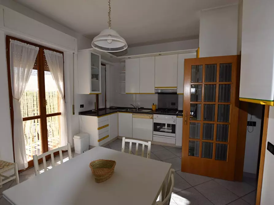 Immagine 10 di Appartamento in vendita  in Via Rossini a Force