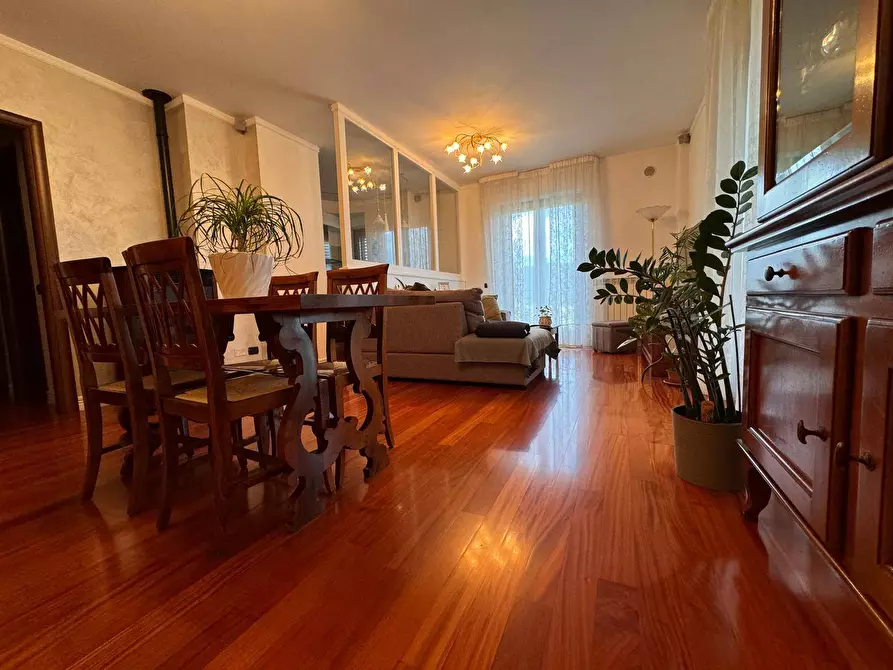 Immagine 1 di Appartamento in vendita  a Amandola