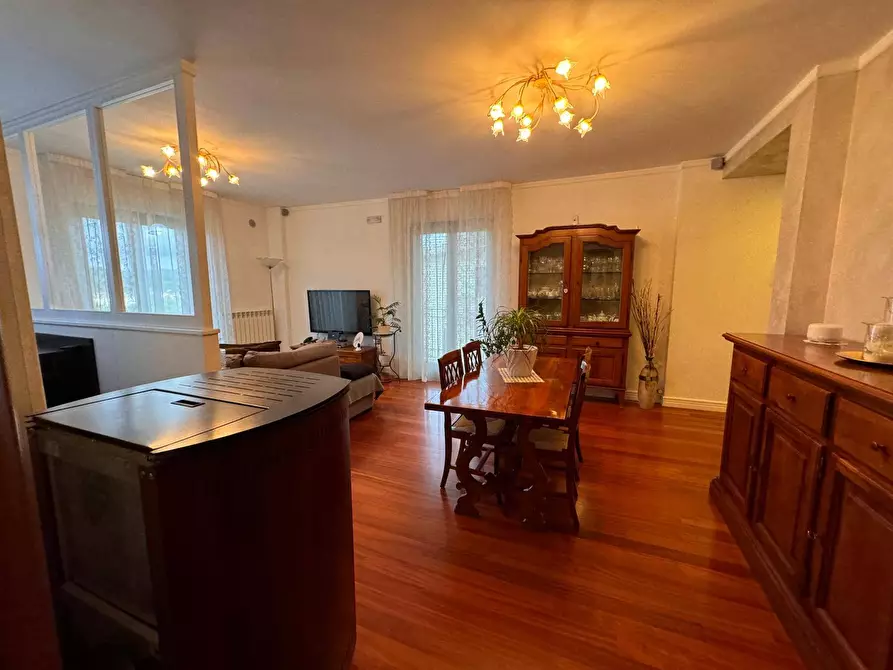 Immagine 4 di Appartamento in vendita  a Amandola