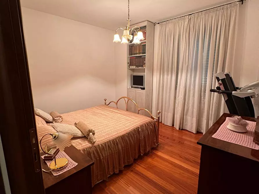 Immagine 8 di Appartamento in vendita  a Amandola