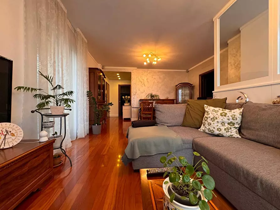 Immagine 19 di Appartamento in vendita  a Amandola