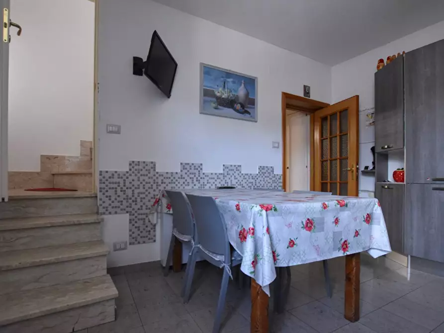 Immagine 7 di Casa indipendente in vendita  in Casacagnano a Roccafluvione