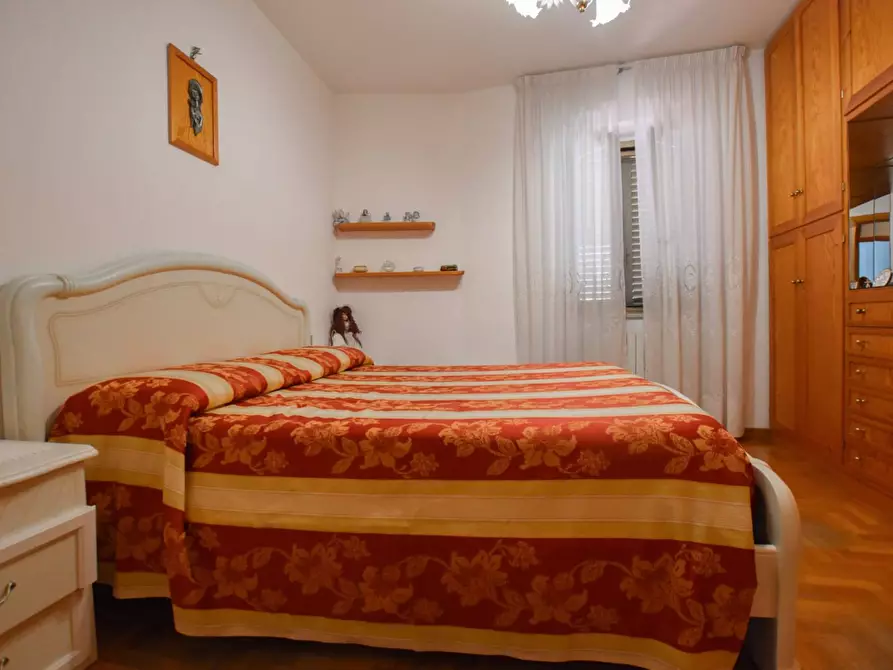 Immagine 11 di Casa indipendente in vendita  in Casacagnano a Roccafluvione